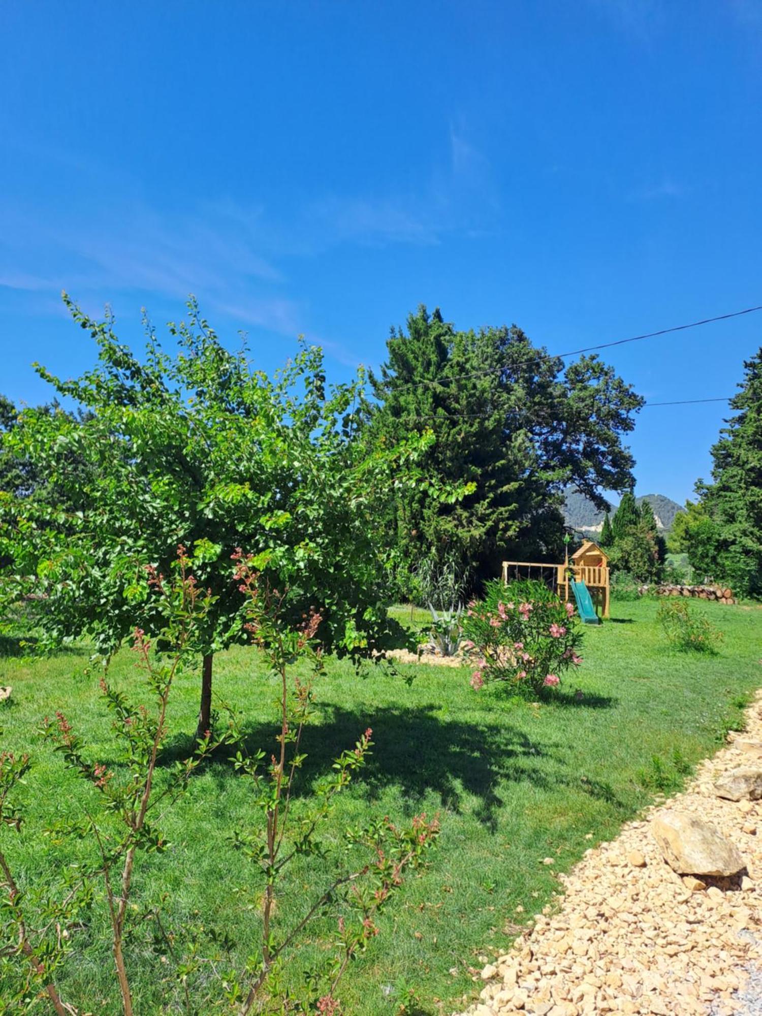 Le Gite Calluna Sablet Bagian luar foto